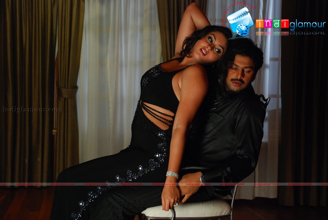 INDIRA VIZHA Movie hd photo